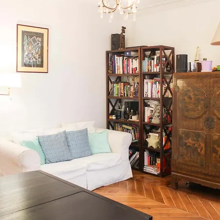 Apartment Cross-floor - Near Park *